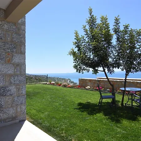 Dafni - Infinite Sea Vistas With Private Pool