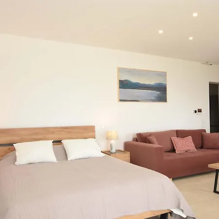 Dafni - Infinite Sea Vistas With Private Pool