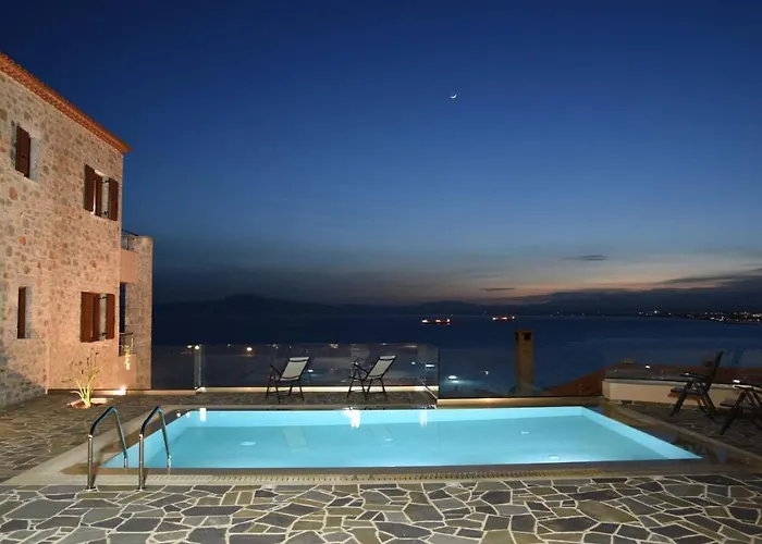 Villa Dafni - Infinite Sea Vistas With Private Pool Kalamata