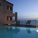 Dafni - Infinite Sea Vistas With Private Pool ヴィラ *