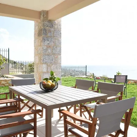 Dafni - Infinite Sea Vistas With Private Pool Vila