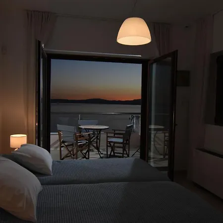 Dafni - Infinite Sea Vistas With Private Pool *