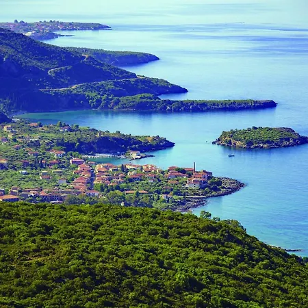 Dafni - Infinite Sea Vistas With Private Pool