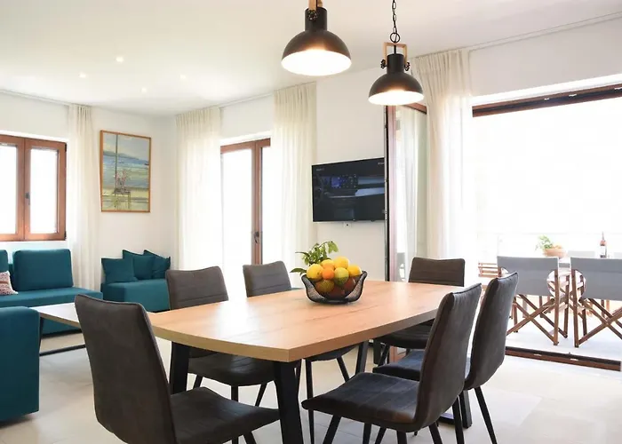 Dafni - Infinite Sea Vistas With Private Pool *