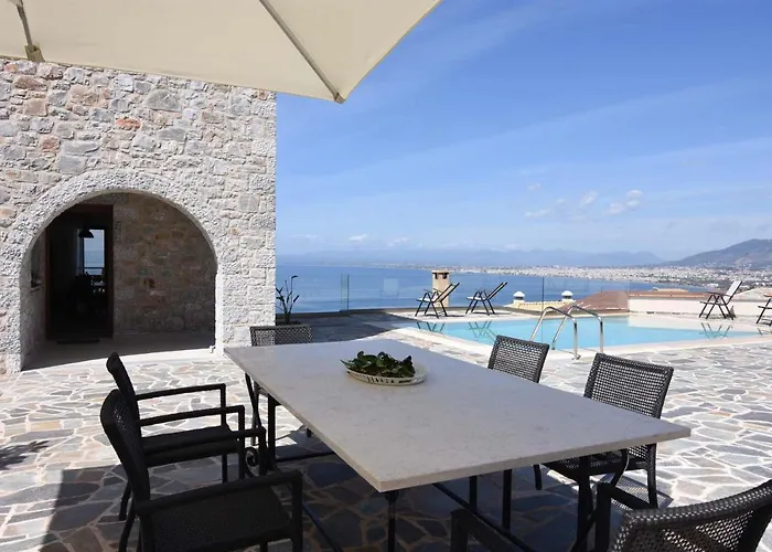 Dafni - Infinite Sea Vistas With Private Pool Villa Calamata