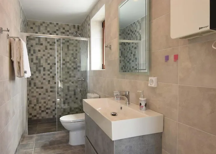 Вилла Dafni - Infinite Sea Vistas With Private Pool Каламата