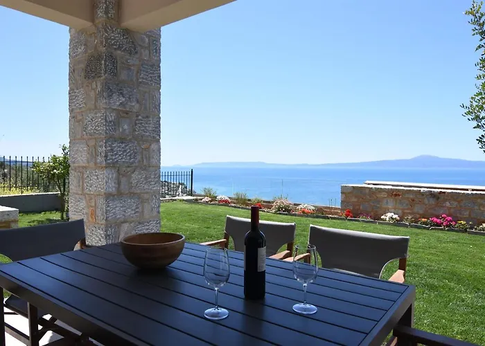 Dafni - Infinite Sea Vistas With Private Pool * Calamata