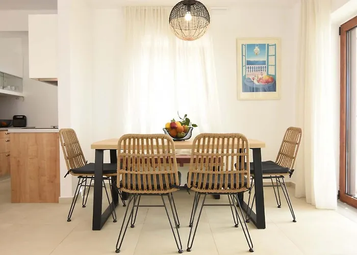 Dafni - Infinite Sea Vistas With Private Pool * Каламата