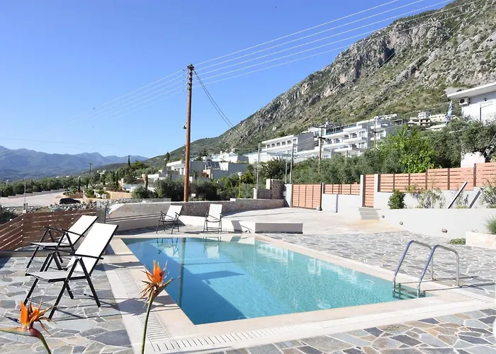 Dafni - Infinite Sea Vistas With Private Pool וילה