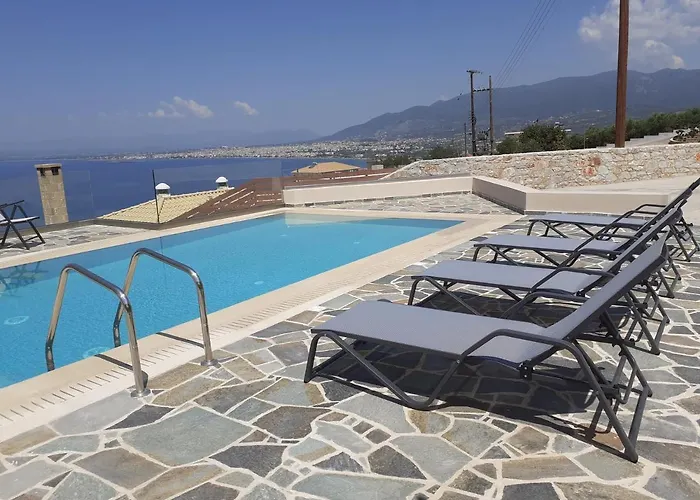 Villa Dafni - Infinite Sea Vistas With Private Pool Calamata